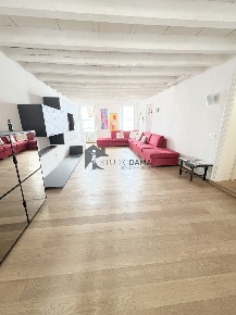Foto Appartamento a Brescia Loggia - Garibaldi di 175 m² con 4 locali