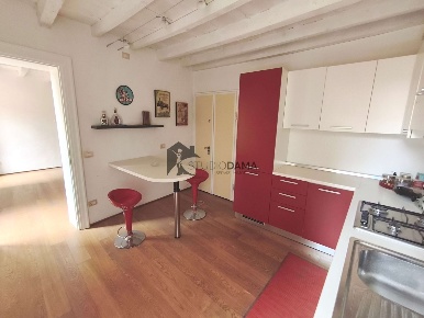 Foto Appartamento a Brescia Loggia - Garibaldi di 175 m² con 4 locali
