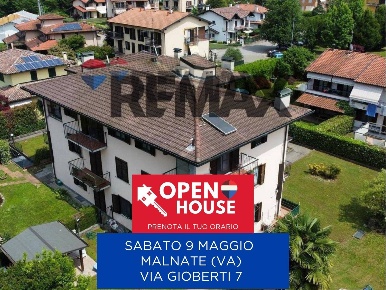 Foto Appartamento in via Gioberti 7, Malnate San Salvatore di 86 m²