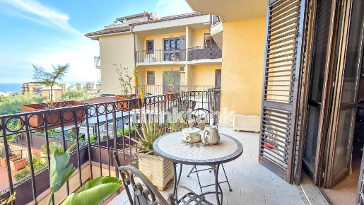 Foto Appartamento in Via Pietro Dell' Ova 398, Catania Canalicchio Tivoli