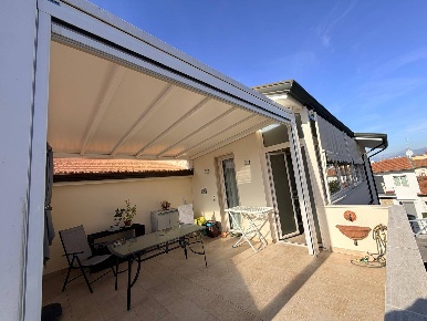 Foto Attico in Via Volpi snc, Viareggio di 161 m² con 8 locali in vendita