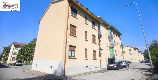 Foto Appartamento in Via Craveia 1, Biella Pavignano di 107 m² con 5 locali