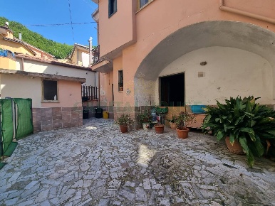 Foto Case semi ndipendenti in corso Pietro Ascolese, Montoro di 75 m²
