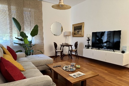 Foto Villa unifamiliare in Via Fratini, Pesaro Muraglia di 304 m²