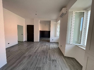 Foto Appartamento in via martiri ungheresi 53, Alatri Centro di 90 m²