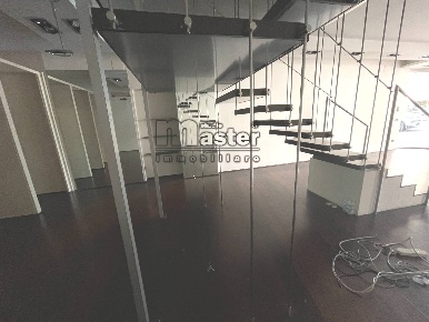Foto Negozio in corso del popolo, Treviso Piazza dei Signori di 132 m²