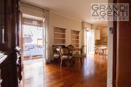 Foto Appartamento in Via Marsala 35, Verona Valdonega di 99 m² con 4 locali