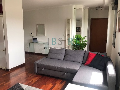 Foto Appartamento in Via Andrea Solario, Roma Tintoretto di 77 m²