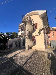 Foto Casa indipendente in VIA COLLE DELL'ARA 101, Chieti Chieti Scalo