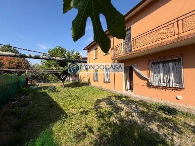 Foto Appartamento in via custoza 3, Desenzano del Garda Desenzano Centro