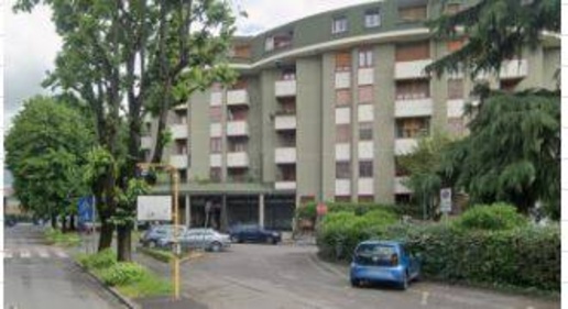 Foto Appartamento in Via MONTE CERVINO 7, Melzo di 132 m² con 4 locali