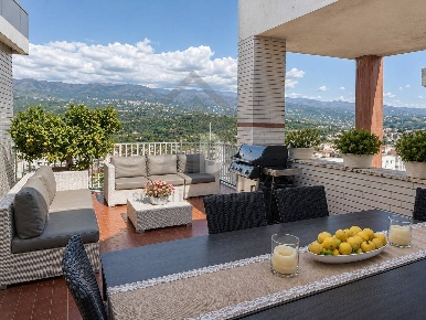 Foto Attico in Via della Repubblica 293/c, Cosenza Acquedotto di 287 m²