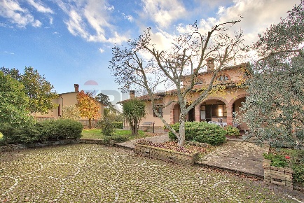 Foto Villa unifamiliare in VIA TORRICELLA 199, Monte San Savino di 270 m²