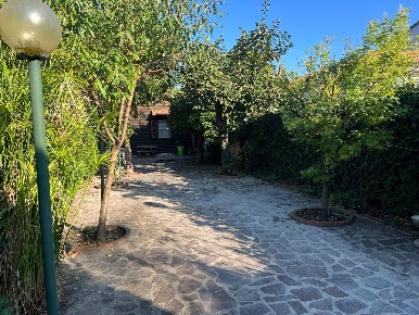 Foto Case indipendenti in Via Aurelia Sud 1, Pisa Porta a Mare di 80 m²