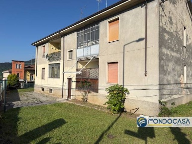 Foto Appartamento a Rovato Centro di 90 m² con 3 locali in vendita
