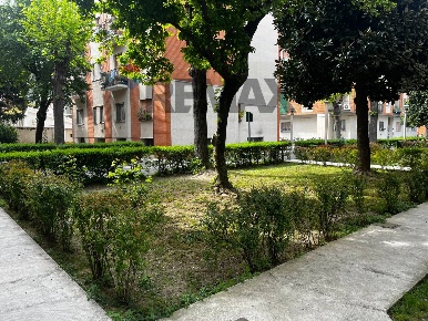 Foto Appartamento in via Lodovico il Moro 159, Milano Tre Castelli - Faenza