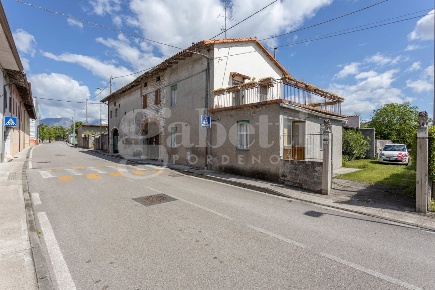 Foto Villa a schiera in Via San Floriano 13, Aviano San Martino Di Campagna