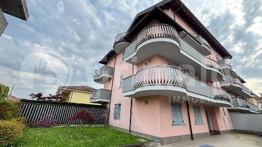 Foto Appartamento in Via Labriola 25, Abbiategrasso di 125 m² con 4 locali