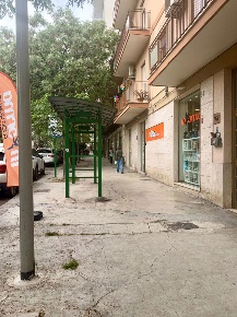 Foto Negozio in Corso Calatafimi 467, Palermo di 115 m² con 2 locali