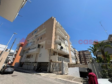 Foto Box in Teodoro, Bari San Girolamo di 28 m² con 1 locali in vendita