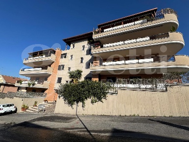 Foto Appartamento in Via Massimo Luciano Consoli 8h, Marino Frattocchie