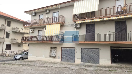Foto Appartamento in Via Po, Melilli Villasmundo con 4 locali in vendita