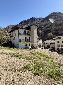 Foto Appartamento in via italia, Casargo Centro di 64 m² con 2 locali