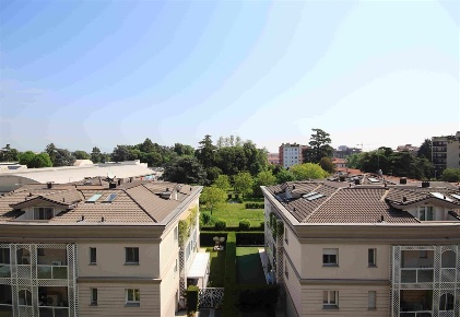 Foto Appartamento in Via Don Minzoni, Monza Triante di 140 m² con 4 locali