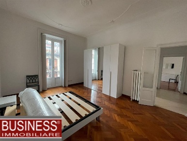 Foto Appartamento in Via Spartaco, Milano Montenero di 125 m² con 4 locali