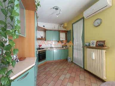 Foto Appartamento in VIA SAN BERNARDINO, Chiari Centro di 101 m² in vendita