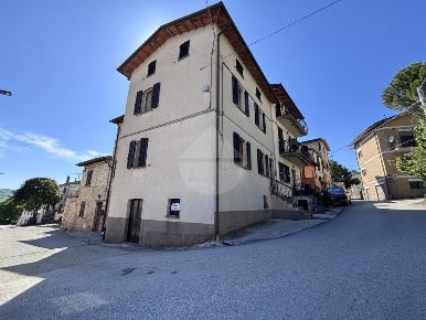 Foto Casa indipendente in Via della ferrata, Gubbio Semonte Casamorcia