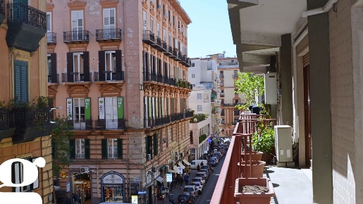 Foto Appartamento in Michele Kerbaker, Napoli Vomero di 136 m² con 4 locali