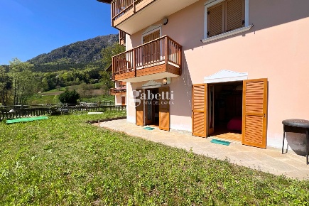 Foto Appartamento in Via Frazione Cavaione 42, Bleggio Superiore di 100 m²