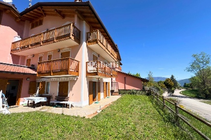 Foto Appartamento in Via Frazione Cavaione 42, Bleggio Superiore di 100 m²