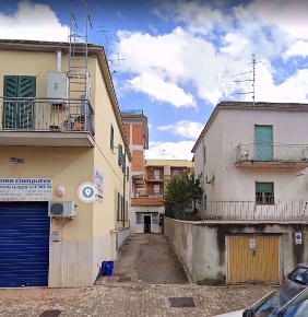 Foto Magazzino in Via UGO FOSCOLO 50, Aprilia Semicentro di 160 m²