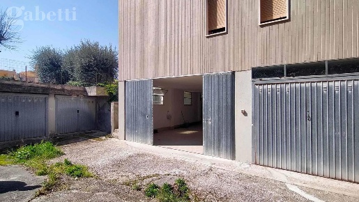 Foto Box in Via GALILEO GALILEI 32, Senigallia Saline di 44 m² con 1 locali