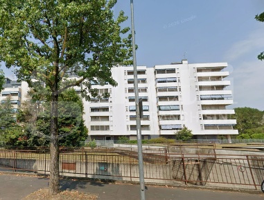 Foto Box in Via Guido Rossa 33, Rozzano Centro di 12 m² in vendita