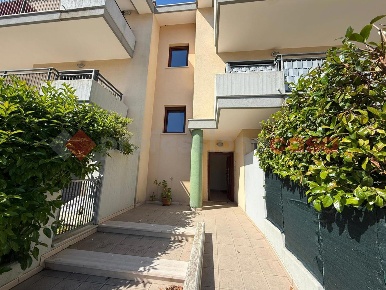 Foto Appartamento in Via HELLEN KELLER 4, Taranto Paolo VI di 140 m²