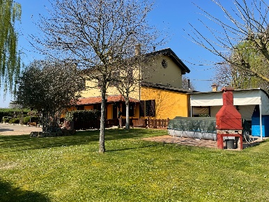 Foto Appartamento a Medicina di 100 m² con 4 locali in vendita