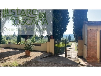 Foto Appartamento in SCANDICCI VIA FRANCESCHI 7, Scandicci di 180 m²