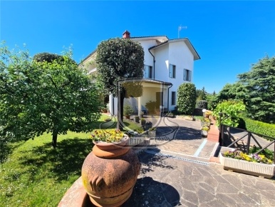 Foto Villa unifamiliare in LA RIPA, Castelnuovo Berardenga Poggiarello Ripa