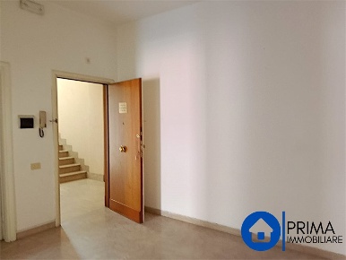 Foto Ufficio a Terni Centro Storico di 140 m² con 6 locali in affitto