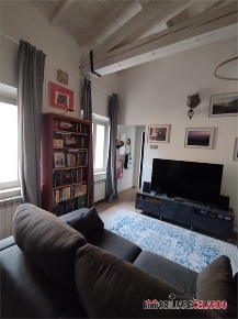 Foto Appartamento a Colle di Val d'Elsa Colle Bassa, Via Gramsci di 80 m²