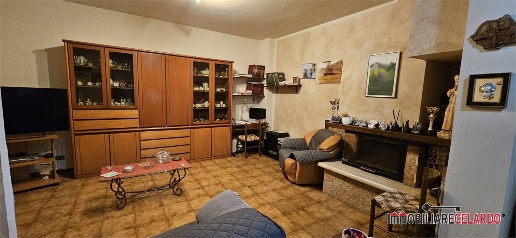 Foto Villa unifamiliare a Casole d'Elsa Pievescola di 130 m² con 5 locali