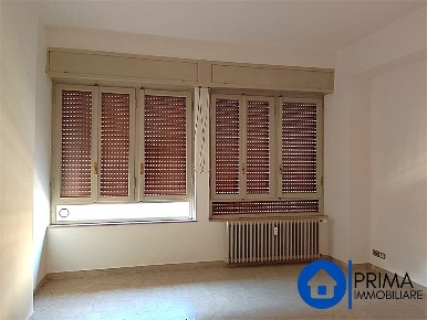 Foto Ufficio a Terni Centro Storico di 90 m² con 3 locali in affitto