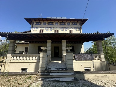 Foto Villa unifamiliare in Bivio Miano, Teramo di 470 m² con 6 locali
