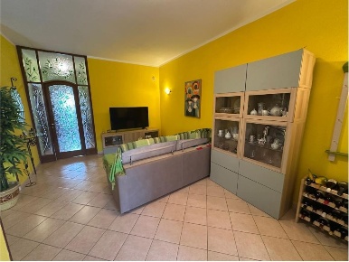 Foto Appartamento a Luni Casano Dogana Isola di 100 m² con 4 locali
