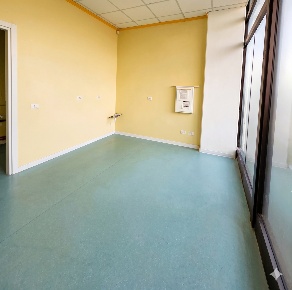 Foto Locale commerciale in Via Orzinuovi, Brescia Chiesanuova di 117 m²