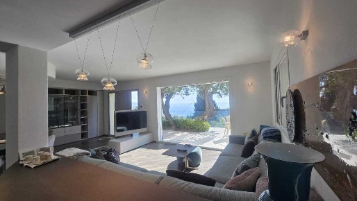 Foto Villa unifamiliare in Via San Leonardo 51, Diano Marina Gorleri