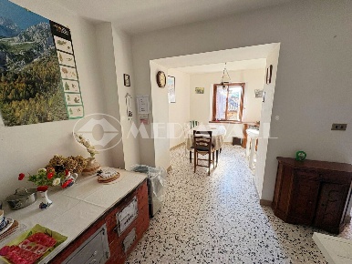 Foto Casa indipendente a Frisanco Poffabro di 154 m² con 6 locali